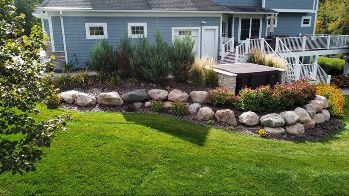 retaining wall of rocks