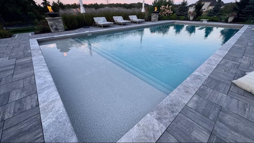 Pool Entry Options Explained: Steps, Benches, Tanning Ledges